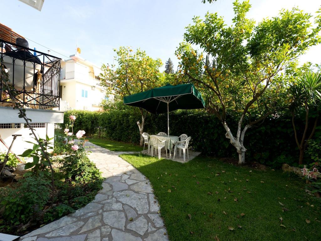 Anemos Apartment Parga Exterior photo